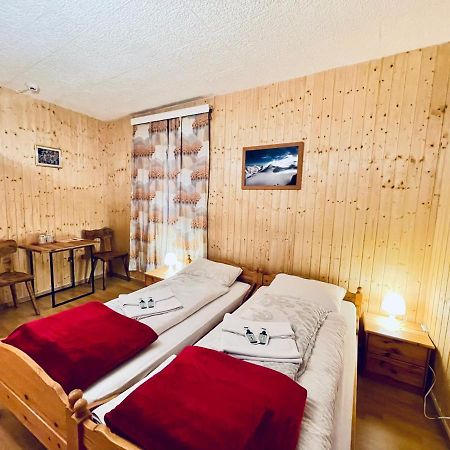 Weisses Roessli Hotel Leukerbad Kültér fotó