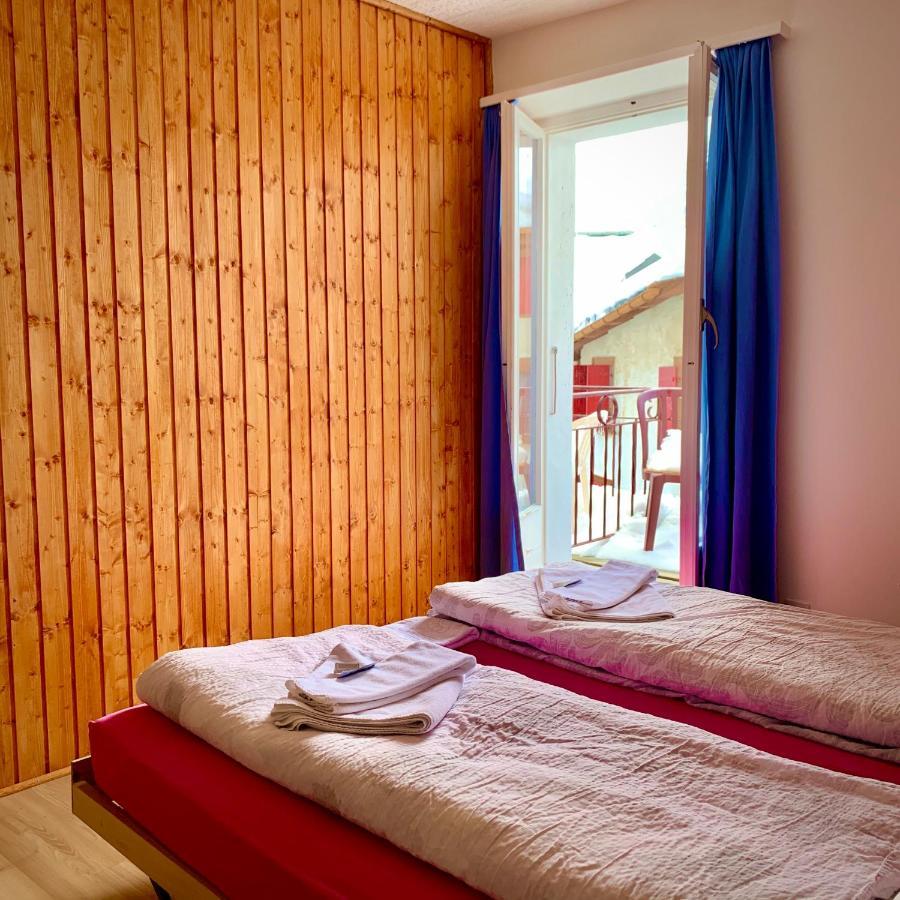 Weisses Roessli Hotel Leukerbad Kültér fotó