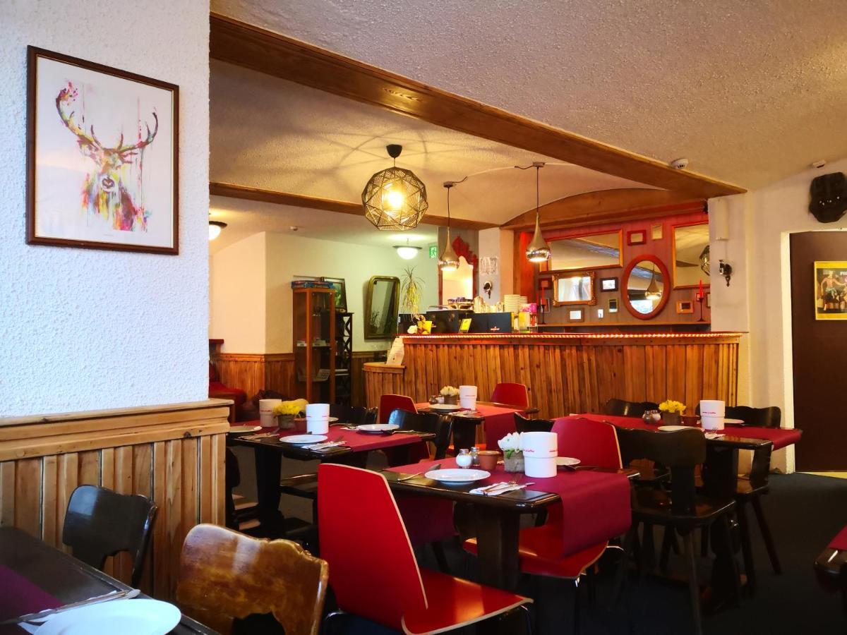 Weisses Roessli Hotel Leukerbad Kültér fotó